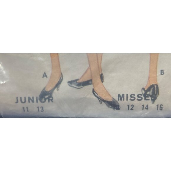 Peter Pan Collar Dress Sewing Pattern Mary Tyler Moore 1970s Butterick Cut 14 - Picture 3 of 5